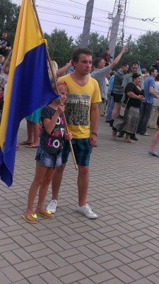Похоже, молодая семья - Mariupol-Ploshad-13.jpg (121.22 Кіб) Переглянуто 7749 разів Похоже, молодая семья