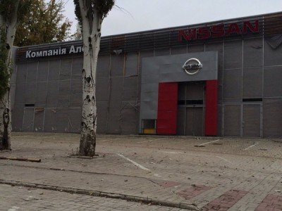 Автосалон NISSAN закрыт давно